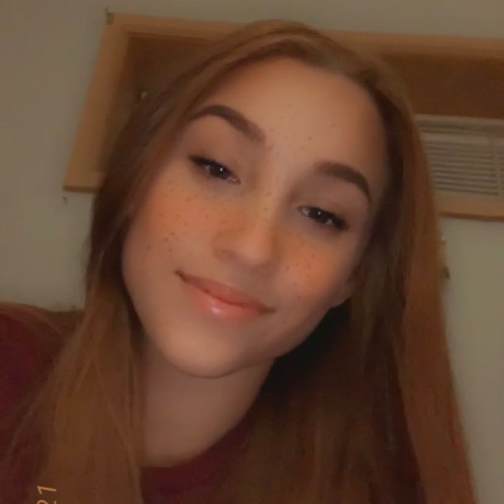 Meet your Posher, Idalina